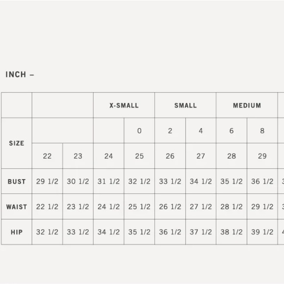 COH Women’s medium blue denim mini skirt with pockets in size 28 or 6 in EUC - Picture 11 of 11